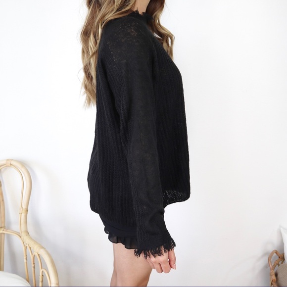 Boho Fringe Edge Sweater - Picture 4 of 5